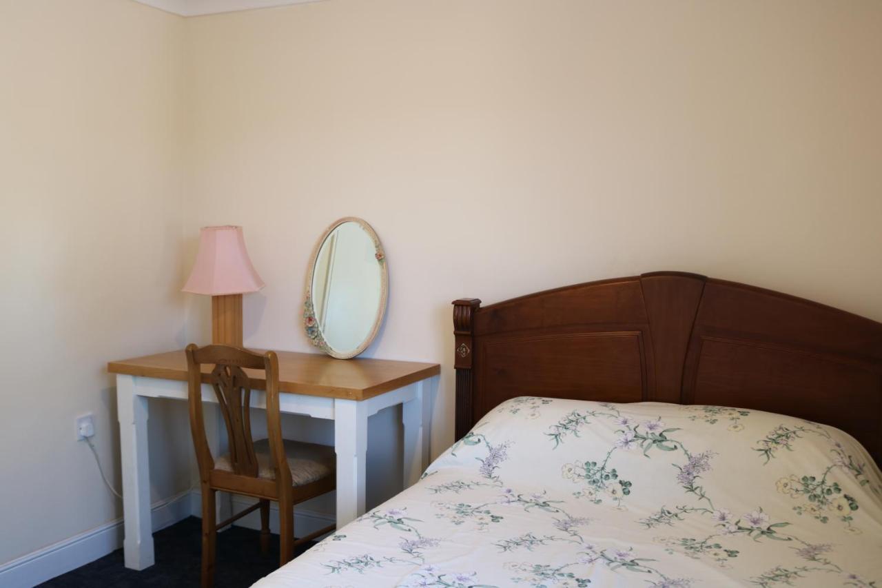 ホテル Lennard House フォークストン エクステリア 写真